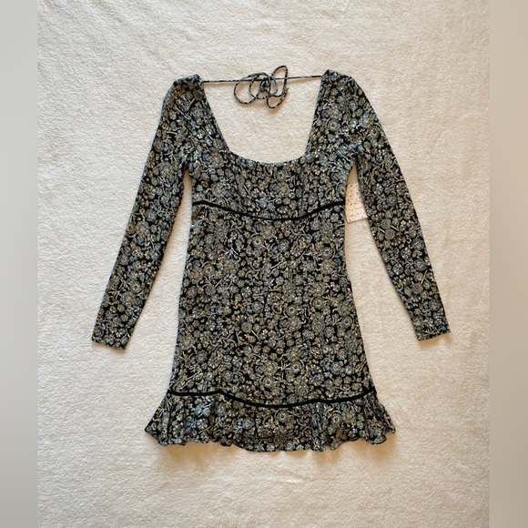 Free People Dresses & Skirts - Free People Floral Dress